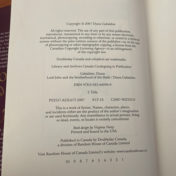 Diana Gabaldon
Lord John and the Brotherhood of the Blade - Picture 4 of 4